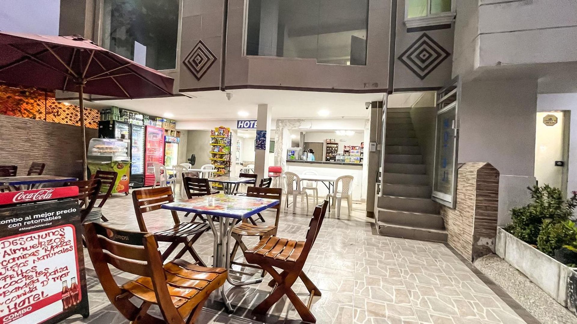Hotel&restaurante Oasis Ctg Cartagena